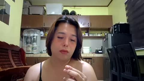 lilysette online show from August 12, 6:32 pm