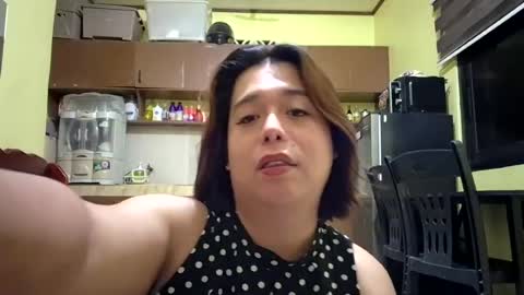 lilysette online show from August 14, 8:45 pm