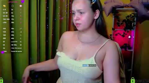 Lily online show from August 12, 7:49 pm