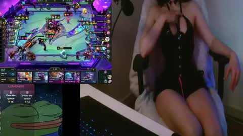 Lilyth Rone online show from April 24, 2:15 am