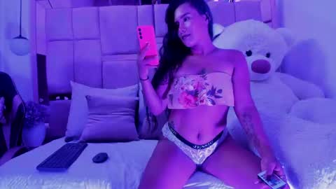 Lily Rose online show from August 5, 6:28 pm