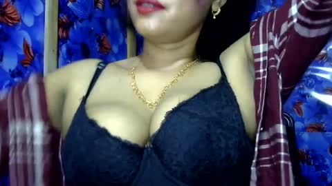 limaakter246618 online show from August 8, 10:43 pm