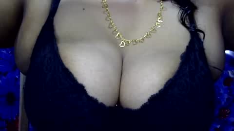 limaakter246618 online show from August 10, 5:25 pm
