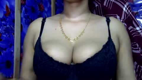 limaakter246618 online show from August 10, 11:06 pm
