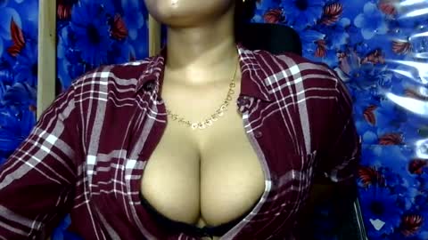 limaakter246618 online show from August 14, 9:18 pm