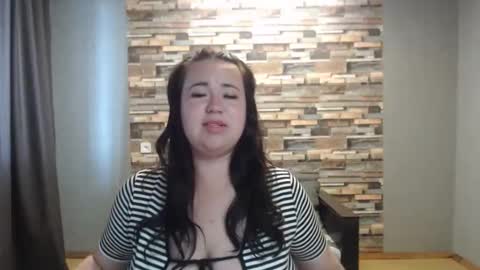 busty princess online show from June 7, 8:41 am