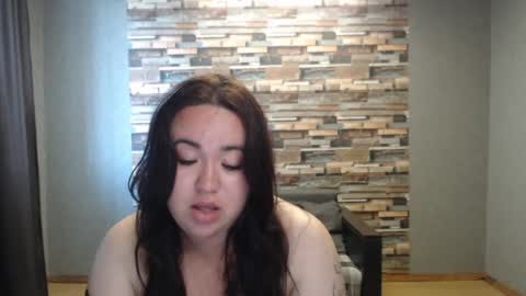 busty princess online show from June 13, 9:17 am