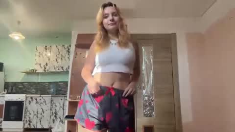 Nana online show from August 15, 12:53 pm