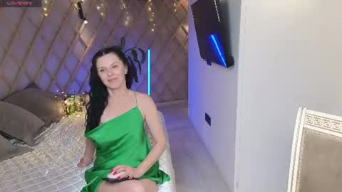 lina_flore online show from July 11, 11:00 pm