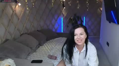 lina_flore online show from August 1, 9:32 pm