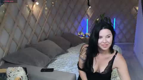 lina_flore online show from August 10, 12:01 am