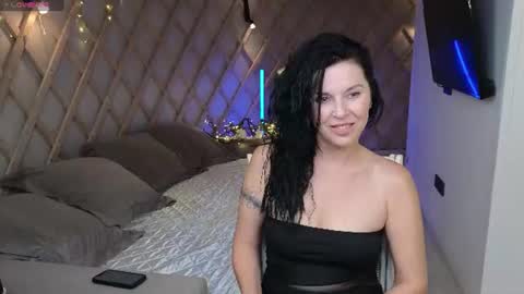 lina_flore online show from August 14, 8:45 pm