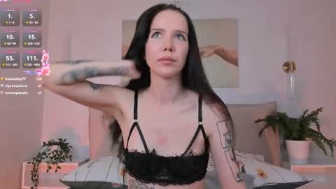 lina_lestwood online show from August 10, 3:30 am