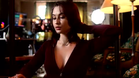 Lina -   online show from August 17, 9:58 am