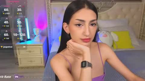Lina Robbins  online show from June 14, 2:25 pm