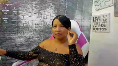 Lina Sanchez online show from July 20, 1:47 pm