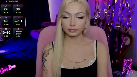 I am Lina online show from August 12, 1:57 pm