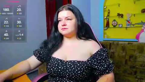 Lina online show from August 15, 10:30 am