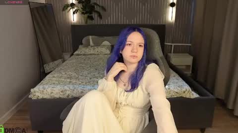 Lina online show from August 6, 11:20 am