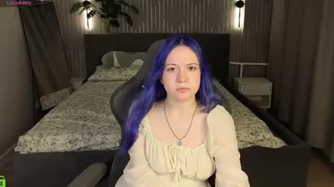 Lina online show from August 6, 3:44 pm
