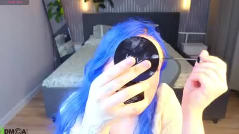 Lina online show from August 7, 10:15 am
