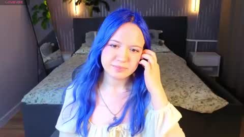 Lina online show from August 7, 3:45 pm