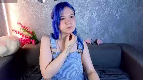 Lina online show from August 12, 6:49 am