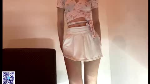 linathecutie online show from August 7, 9:15 pm