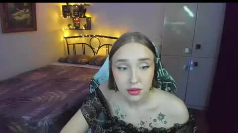 Lina online show from June 12, 9:33 pm