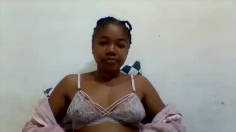 linda4504 online show from August 11, 9:06 pm