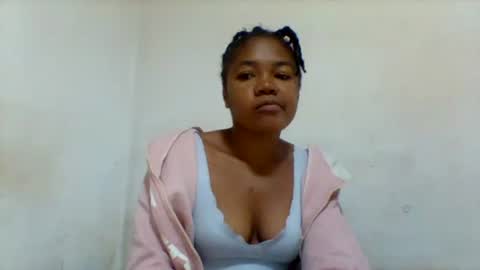 linda4504 online show from August 13, 12:24 am