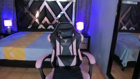  Linda  online show from August 7, 8:53 pm