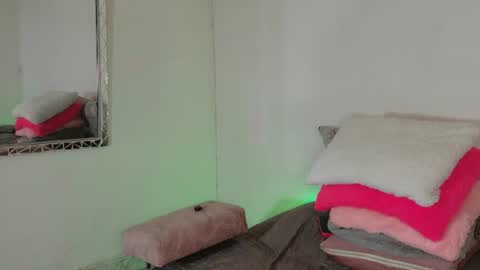 linda online show from July 25, 7:56 am
