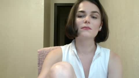 Linda online show from June 20, 6:52 pm