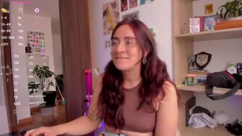 Giggles  online show from August 3, 6:15 pm