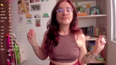 Giggles  online show from August 17, 4:01 pm