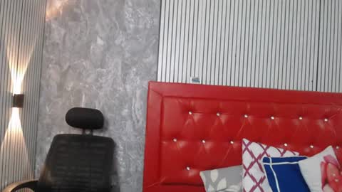 Linda online show from August 14, 3:15 pm