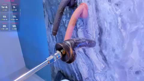 linda_sofi__ online show from August 1, 11:00 pm