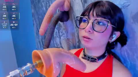 linda_sofi__ online show from August 15, 1:42 am