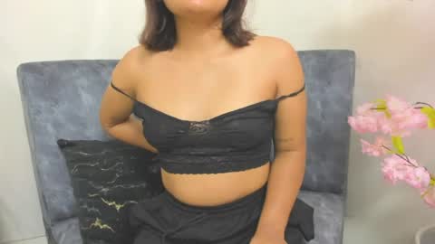 Linda Castro online show from April 21, 1:32 pm