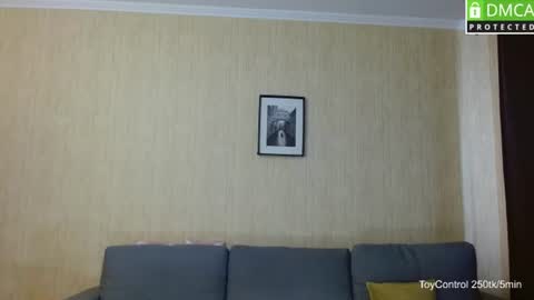 LindaErnestine online show from July 23, 1:35 pm