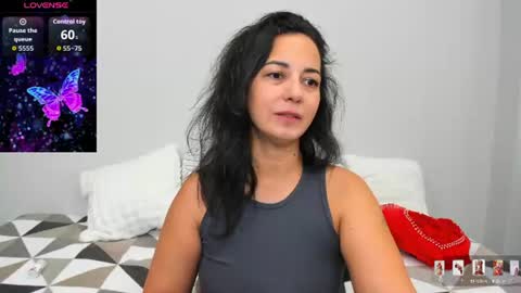 lindainsatiable online show from August 10, 1:18 am