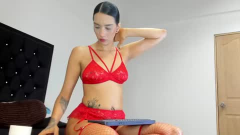 lindarouss online show from September 4, 11:47 am