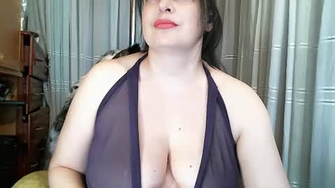 lindasweet53 online show from June 19, 9:53 am