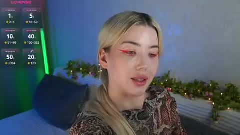 Linda online show from August 14, 9:02 am