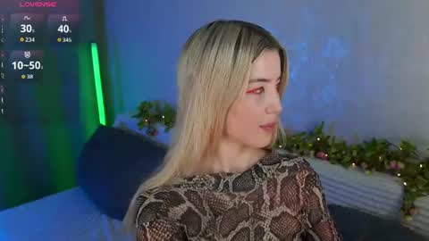 Linda online show from August 14, 11:14 am