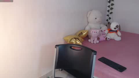 lindsayparkeerss online show from September 7, 9:21 pm