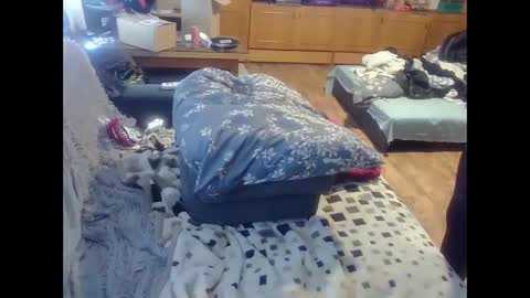 Straightfemboy online show from May 3, 1:21 am