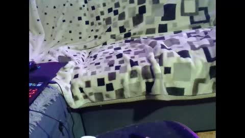 Straightfemboy online show from May 19, 7:48 pm