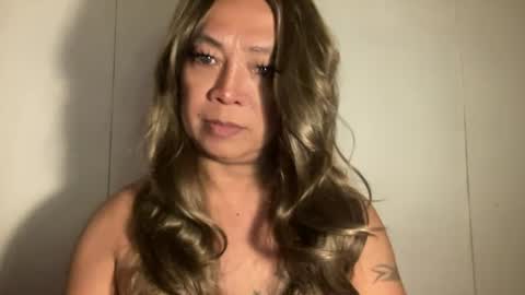 linkingqueens69 online show from August 8, 5:07 am